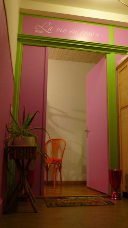 B&B La Vie En Rose Basel Exterior photo