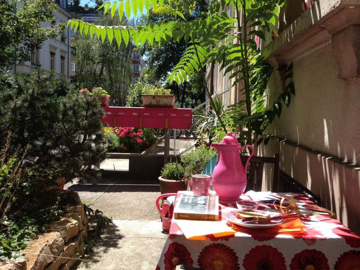 B&B La Vie En Rose Basel Exterior photo